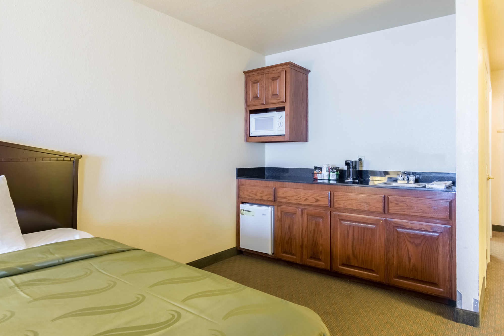 Quality Inn & Suites Of Alma - Northeast From Fort Smith Δωμάτιο φωτογραφία